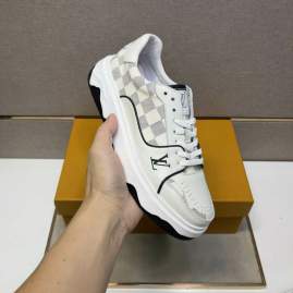 Picture of Louis Vuitton Shoes _SKULVsz38-44mnf031316994